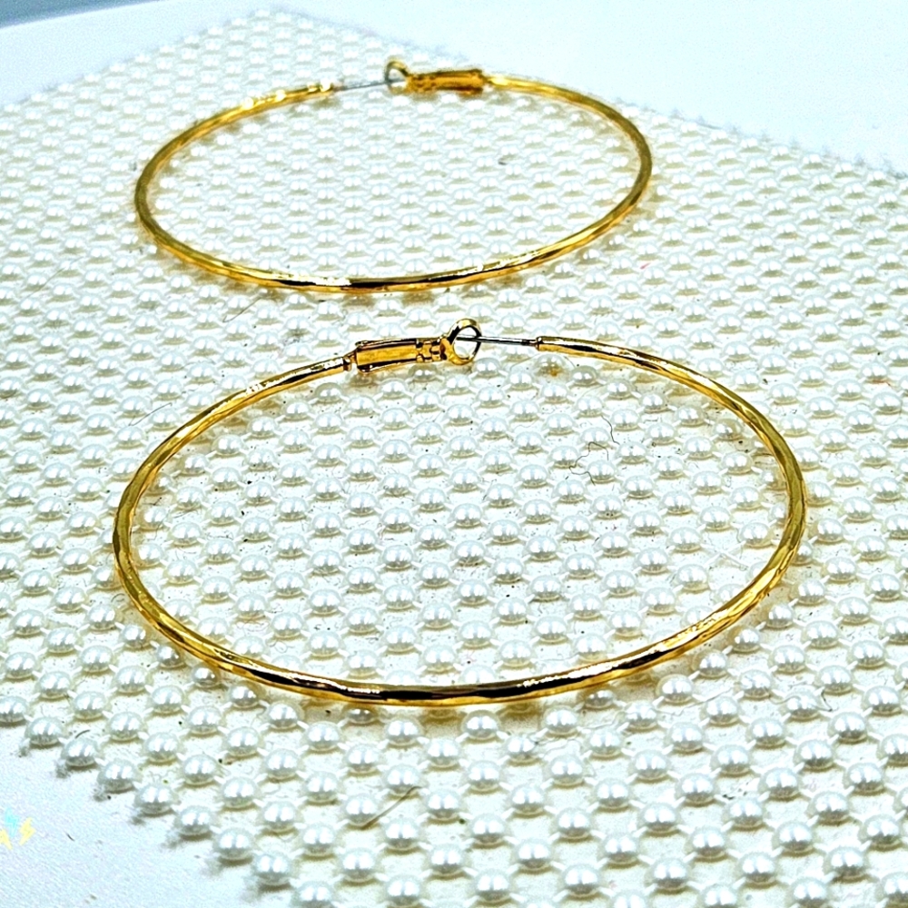 Textured 2mm Hoops - Picture 6 of 7